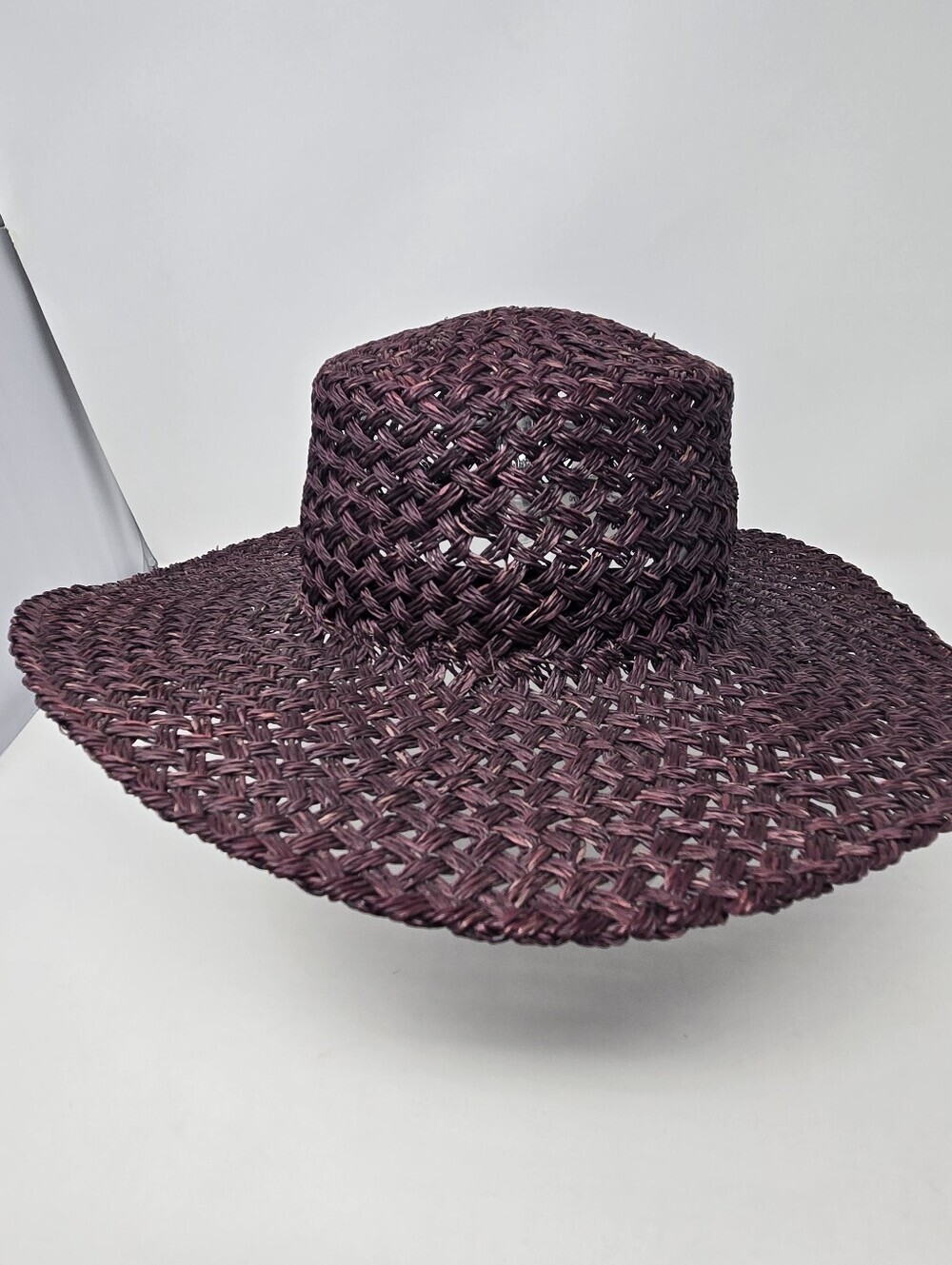 LACK OF COLOR PLUM PURPLE STRAW WOVEN BOATER HAT LARGE BRIM WOMEN MEDIUM RESORT